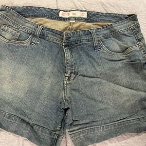 Mossimo Supply Co. Light Blue Women’s Jean Shorts